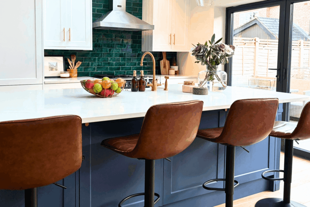 Open Plan Living - kitchen island and cabinetry